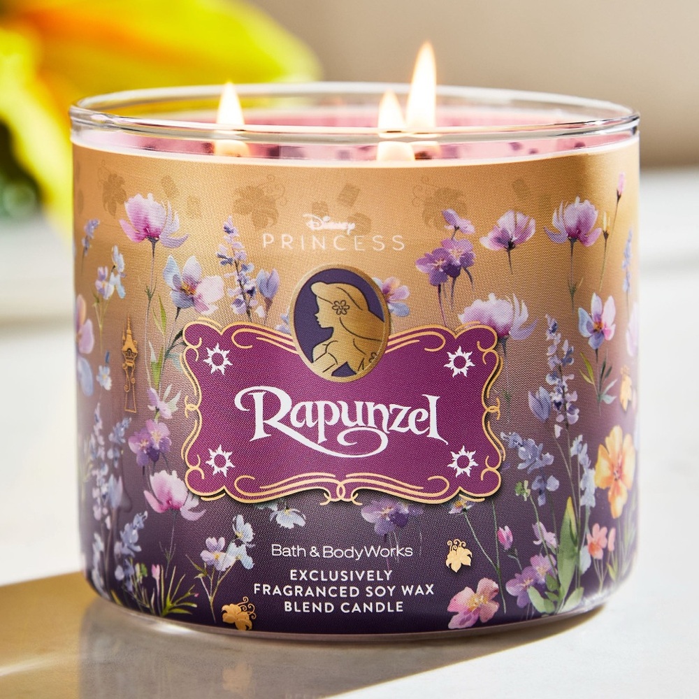 NWT LIMITED RELEASE DISNEY RAPUNZEL 3 WICK CANDLE
